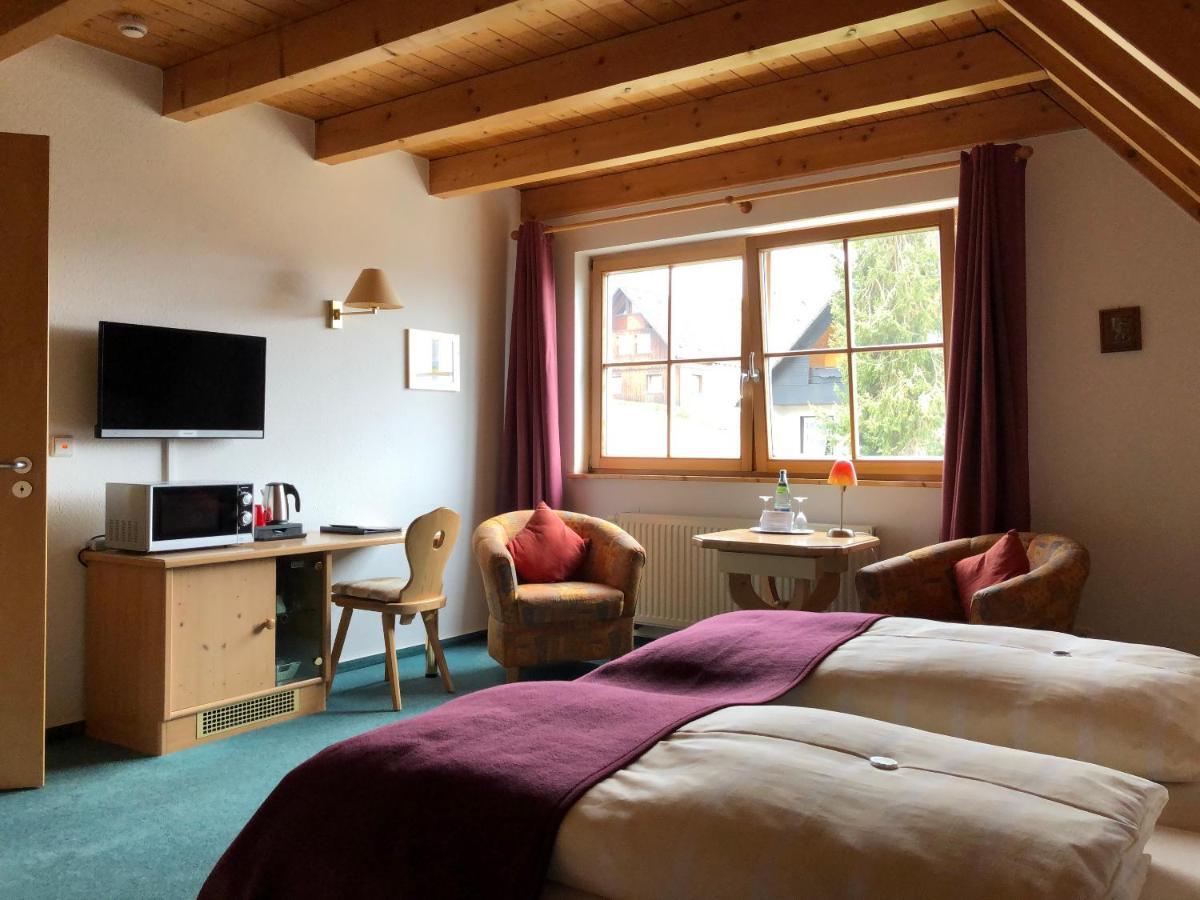 Berghotel Schiller Schonach im Schwarzwald Luaran gambar